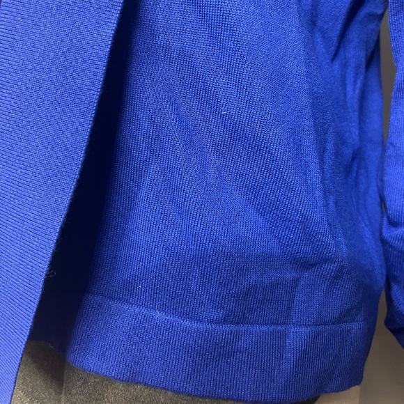 NWOT 89 th Ave/Madison Womans Blue Sweater w/ Ruffled 3/4 inch Sleeves!! - Picture 2 of 5